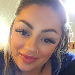 Meet your Posher, Tonya